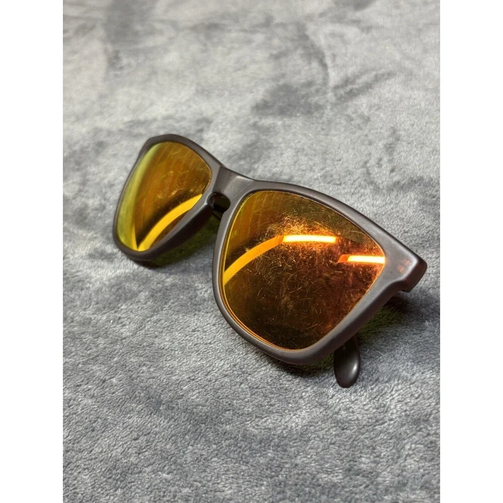 Vintage Y2k Oakley Frogskins Sunglasses 1st Generation Outdoors Skater Used